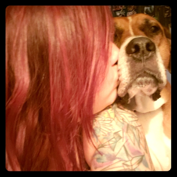 Meet your Posher, April - Picture 1 of 1